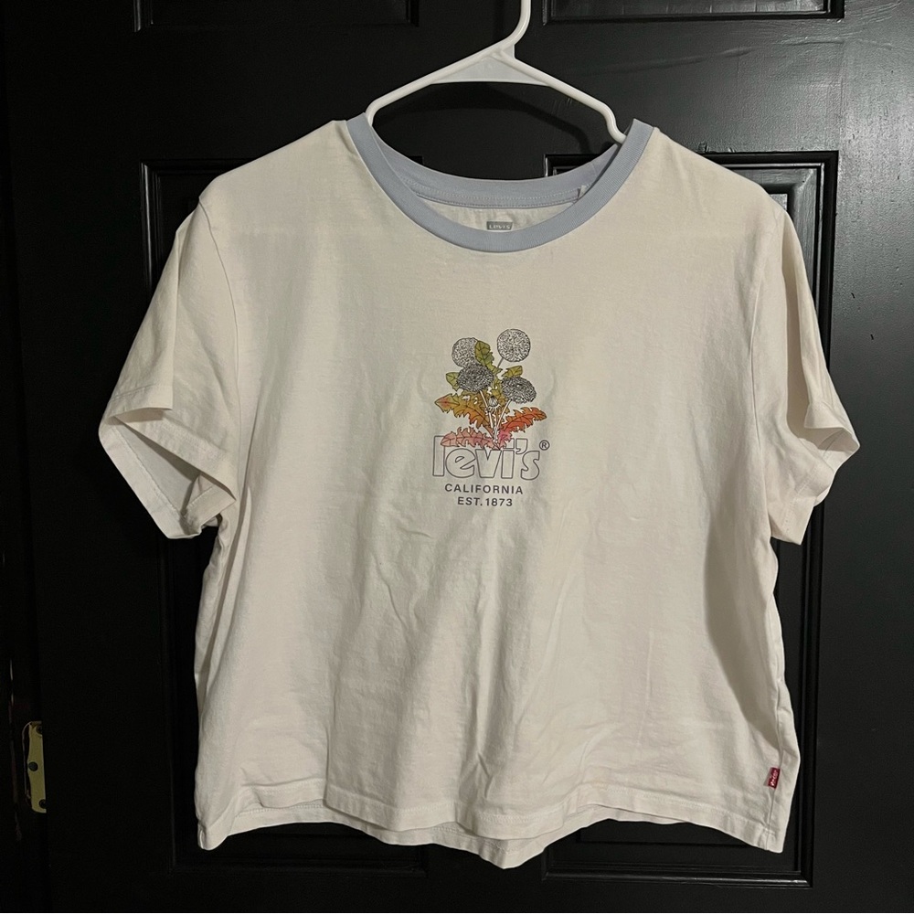 Levi’s Tee